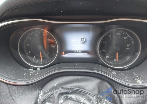 2019 Jeep Cherokee Trailhawk 4X4 z USA, uszkodzony, nr VIN 1C4PJMBX3KD295295